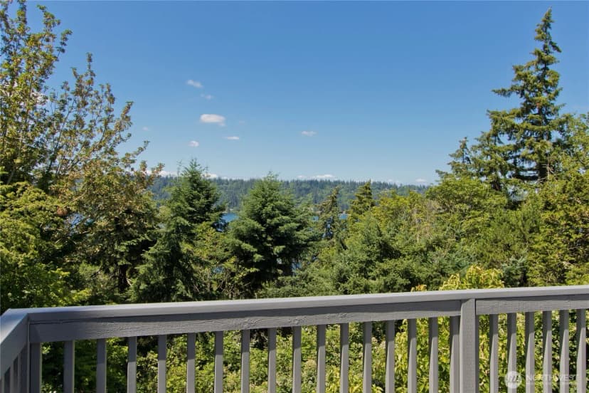 Property photo for 4935 116th Place Se, Bellevue photo 30