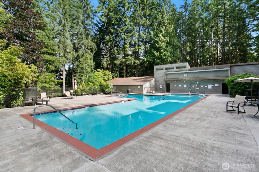 Property photo for 13832 Ne 66th Street #605, Redmond photo 5