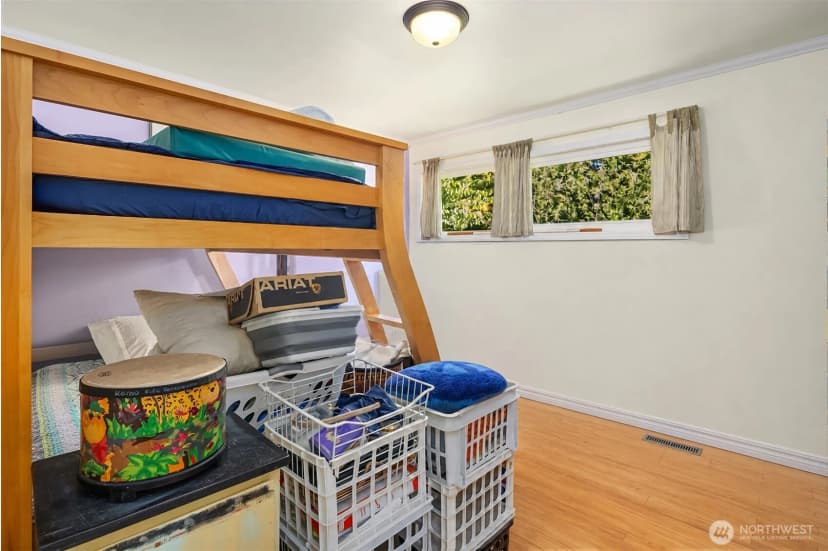 Property photo for 4009 Ne 23rd Pl, Renton photo 13