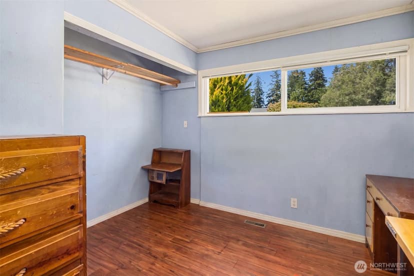 Property photo for 4009 Ne 23rd Pl, Renton photo 12