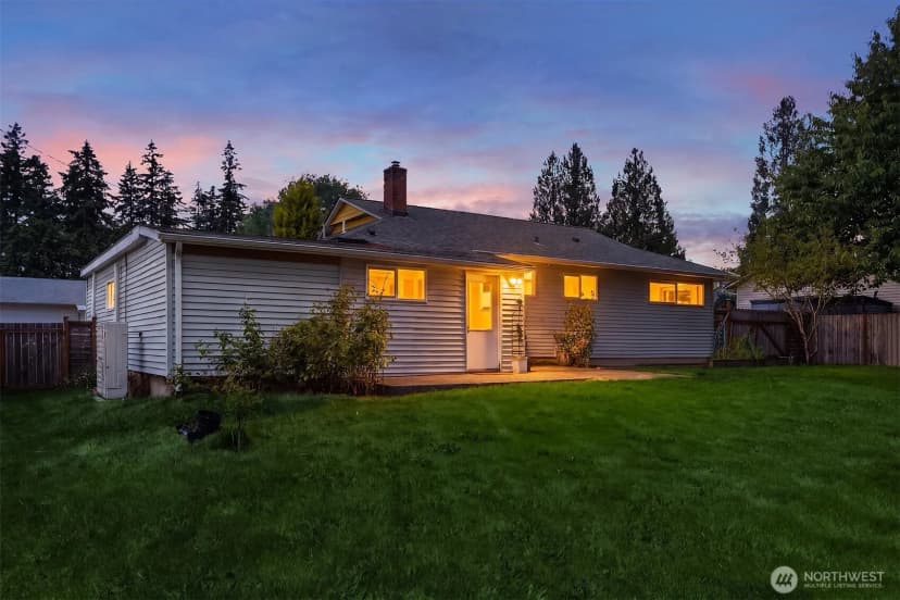 Property photo for 4009 Ne 23rd Pl, Renton photo 20