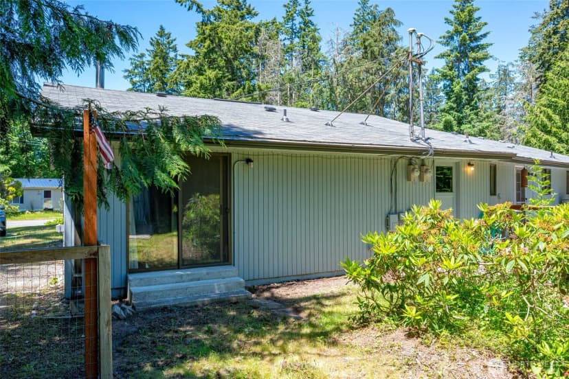 Property photo for 4554 N Siesta Place, Oak Harbor photo 15