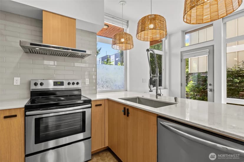 Property photo for 6612 Corson Avenue S #c, Seattle photo 14