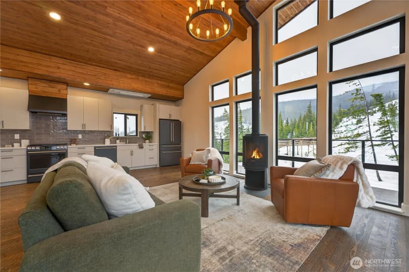 Property photo for 2 Coulter Creek Road, Lake Wenatchee photo 9