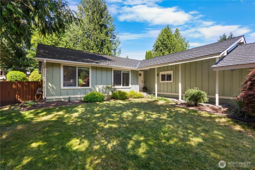 Property photo for 15027 Se Fairwood Boulevard, Renton photo 2