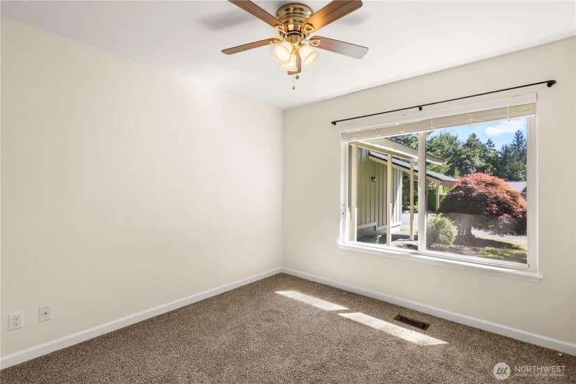 Property photo for 15027 Se Fairwood Boulevard, Renton photo 16