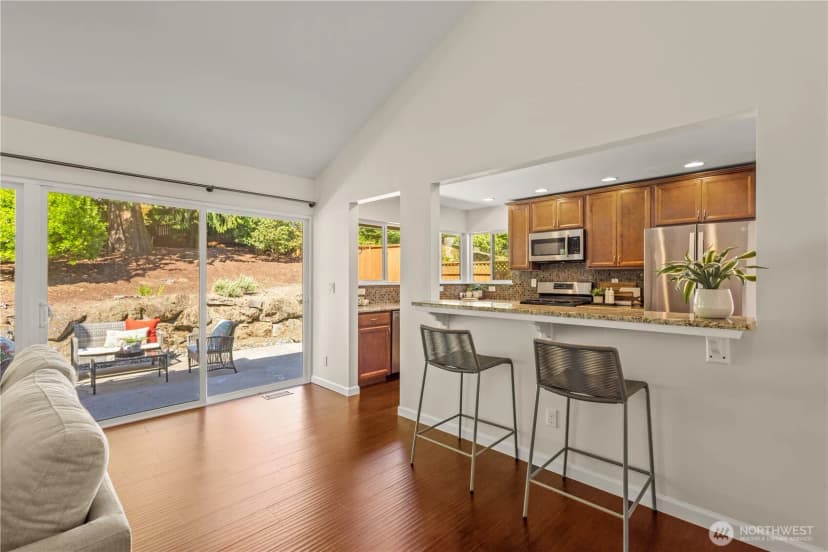 Property photo for 15027 Se Fairwood Boulevard, Renton photo 6