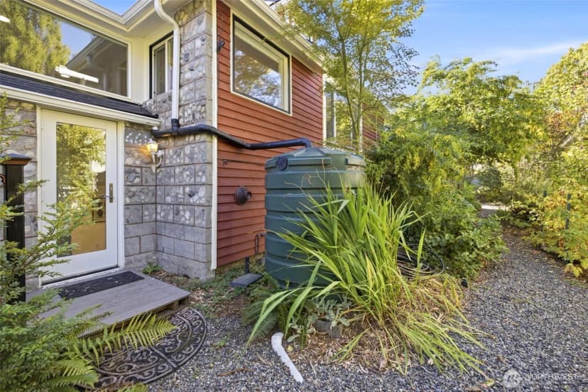 Property photo for 4616 49th Avenue S, Seattle photo 35