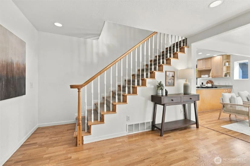 Property photo for 4616 49th Avenue S, Seattle photo 18
