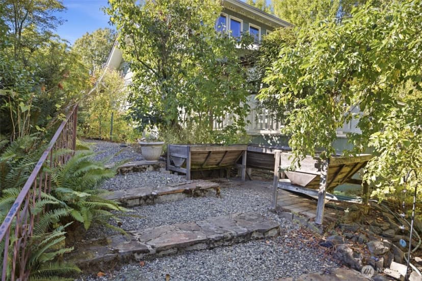 Property photo for 4616 49th Avenue S, Seattle photo 34