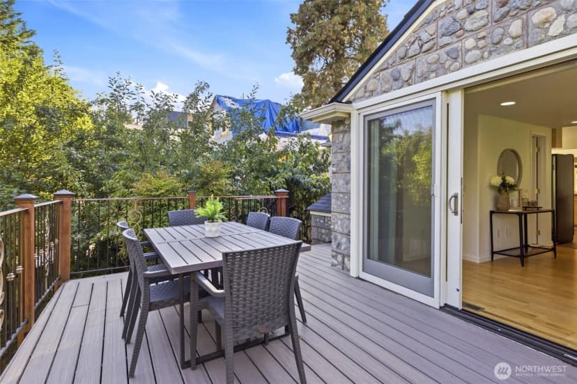 Property photo for 4616 49th Avenue S, Seattle photo 14