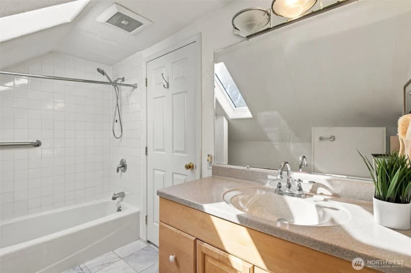 Property photo for 4616 49th Avenue S, Seattle photo 23
