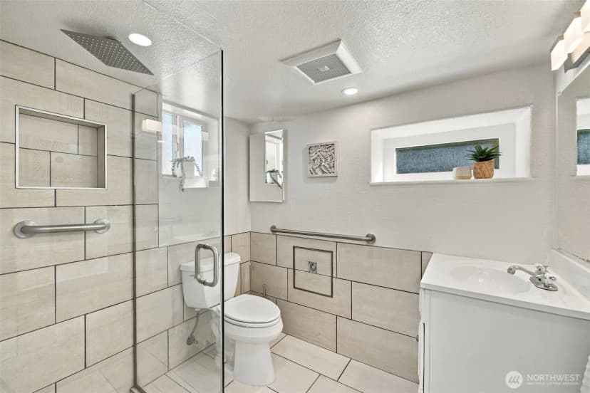 Property photo for 4616 49th Avenue S, Seattle photo 38