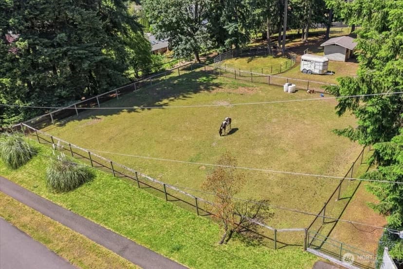 Property photo for 16505 38th Street E, Lake Tapps photo 3