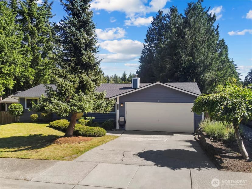 Property photo for 1800 172nd Street Se, Bothell photo 2