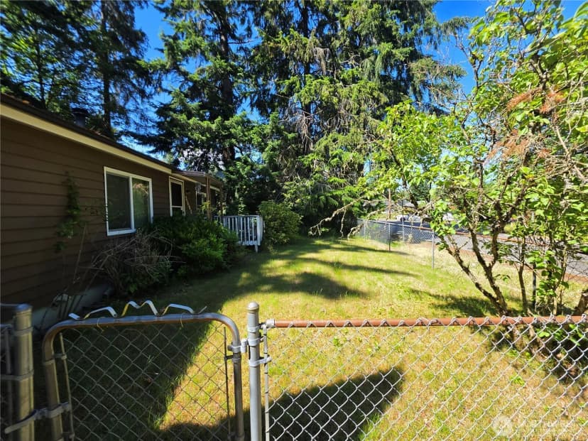 Property photo for 3591 Pine Road, Bremerton photo 14