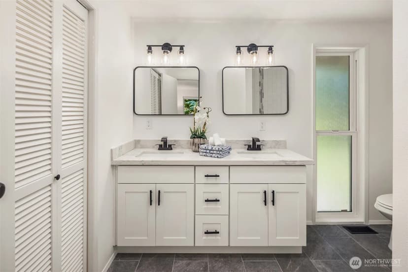 Property photo for 2119 Sahalee Drive W, Sammamish photo 20
