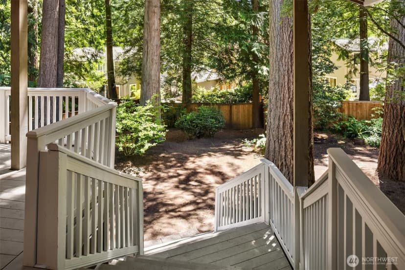 Property photo for 2119 Sahalee Drive W, Sammamish photo 17
