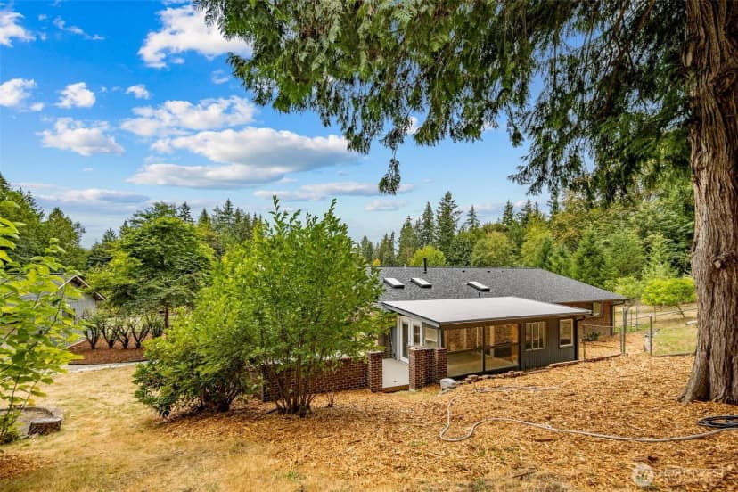Property photo for 14908 221st Avenue Ne, Woodinville photo 34