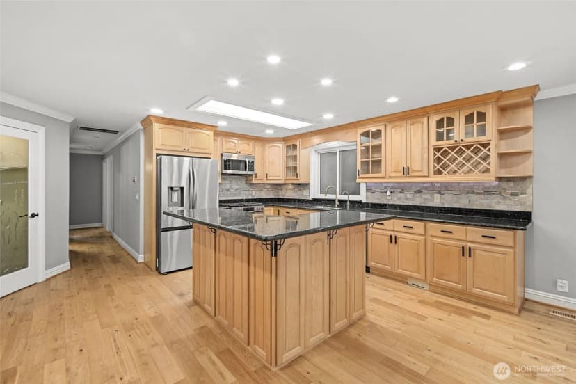 Property photo for 14908 221st Avenue Ne, Woodinville photo 15