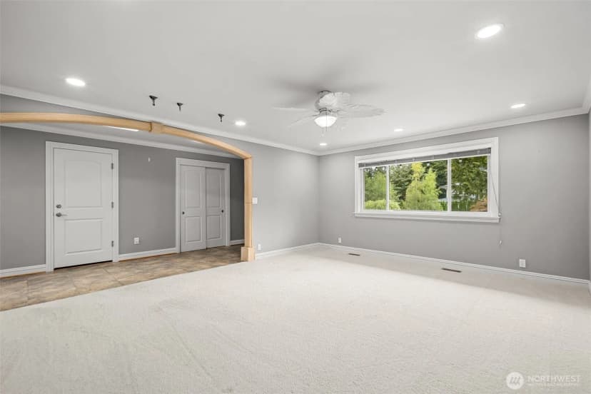 Property photo for 14908 221st Avenue Ne, Woodinville photo 10