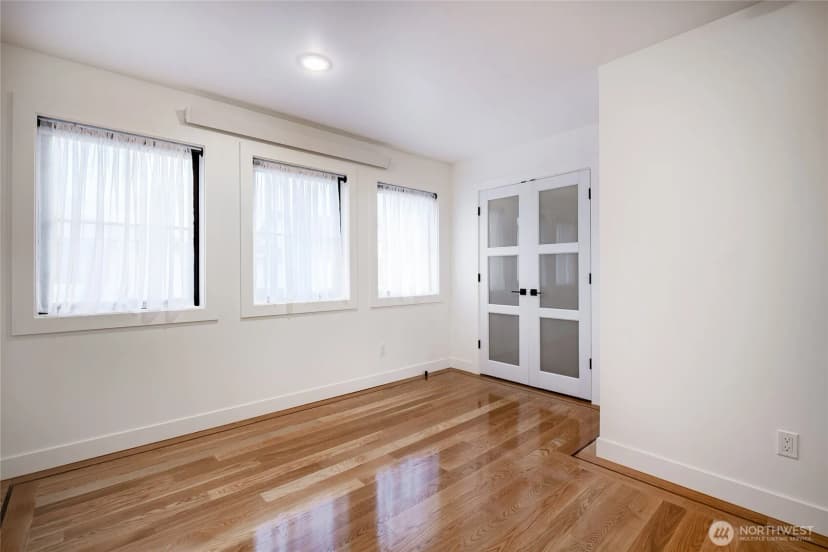 Property photo for 204 Pebblebrook Drive, Lynden photo 34