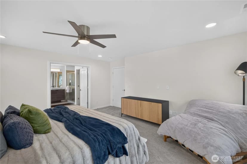 Property photo for 33011 Se Cottonwood Street, Black Diamond photo 17
