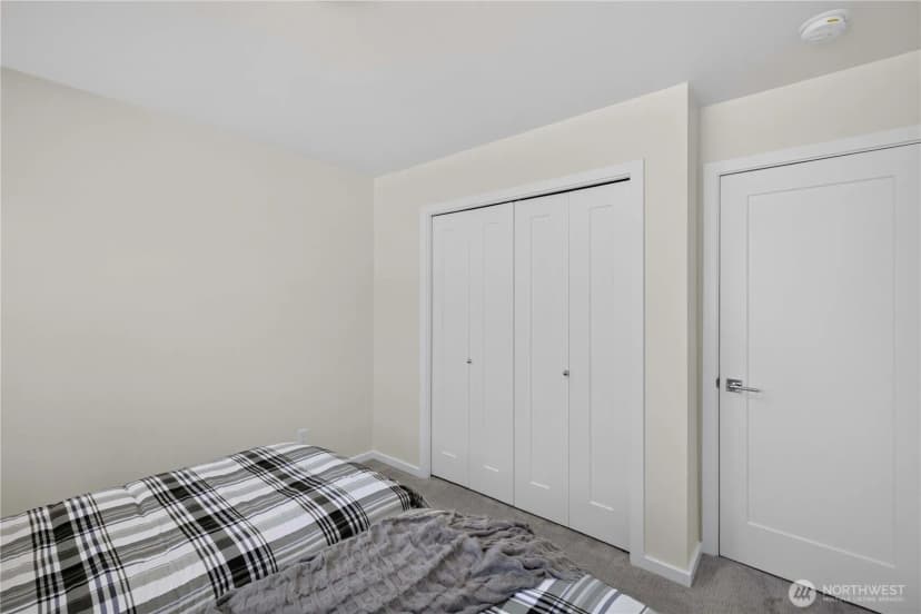 Property photo for 33011 Se Cottonwood Street, Black Diamond photo 28