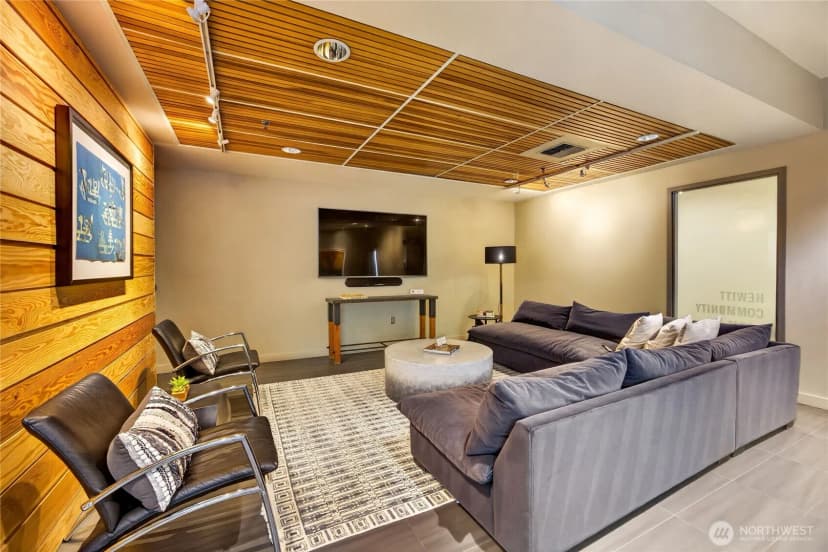 Property photo for 2717 Western Avenue ##5002, Seattle photo 21