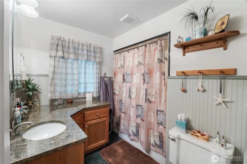 Property photo for 20341 Old Highway 99 Sw, Centralia photo 10