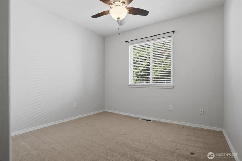 Property photo for 18656 4th Avenue Ne, Suquamish photo 25