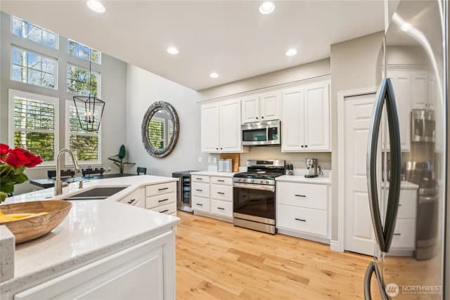 Property photo for 7704 Fairway Avenue Se #601, Snoqualmie photo 5