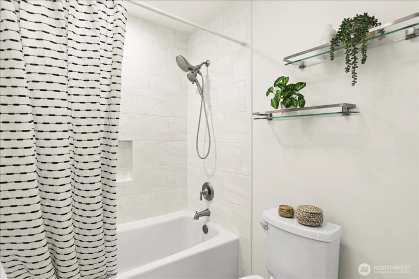 Property photo for 1431 Nw Richmond Beach Road #7, Shoreline photo 22