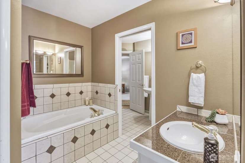 Property photo for 8221 53rd Avenue W #17d, Mukilteo photo 14