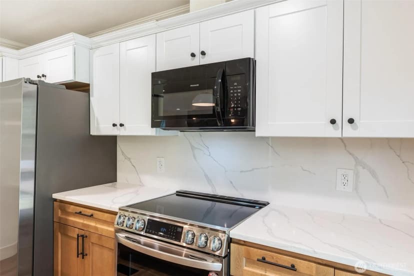 Property photo for 41675 S Shore Dr, Concrete photo 13