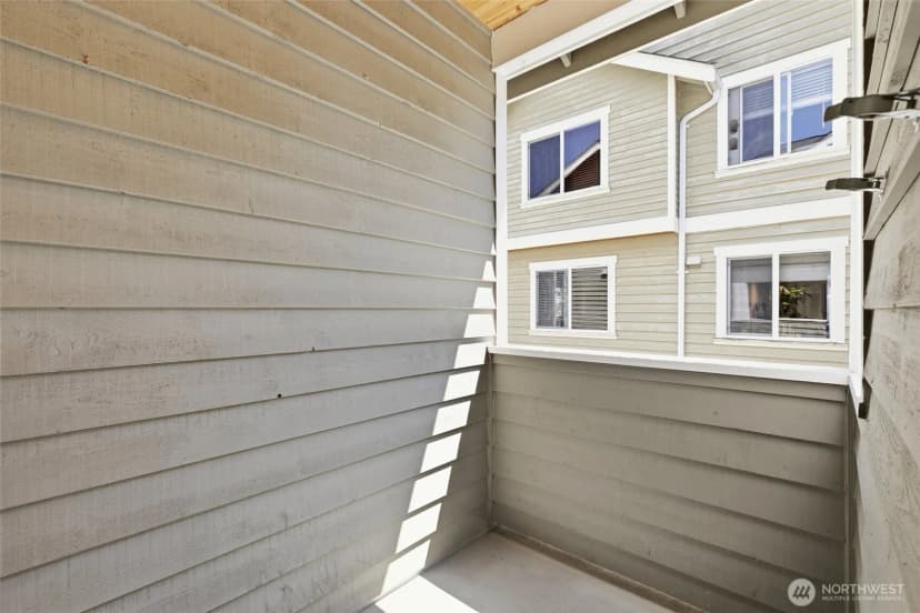 Property photo for 6526 34th Avenue Ne #b, Seattle photo 14