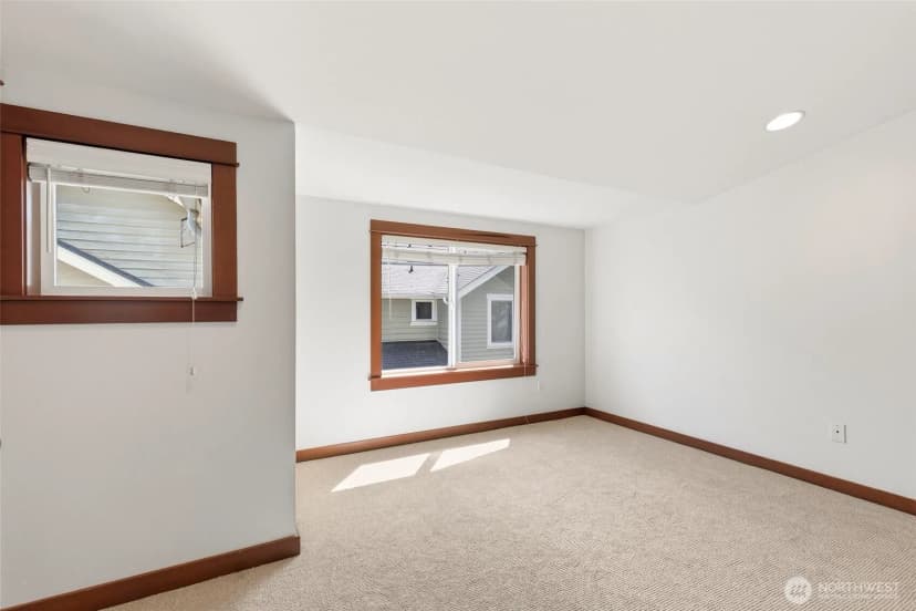 Property photo for 6526 34th Avenue Ne #b, Seattle photo 23