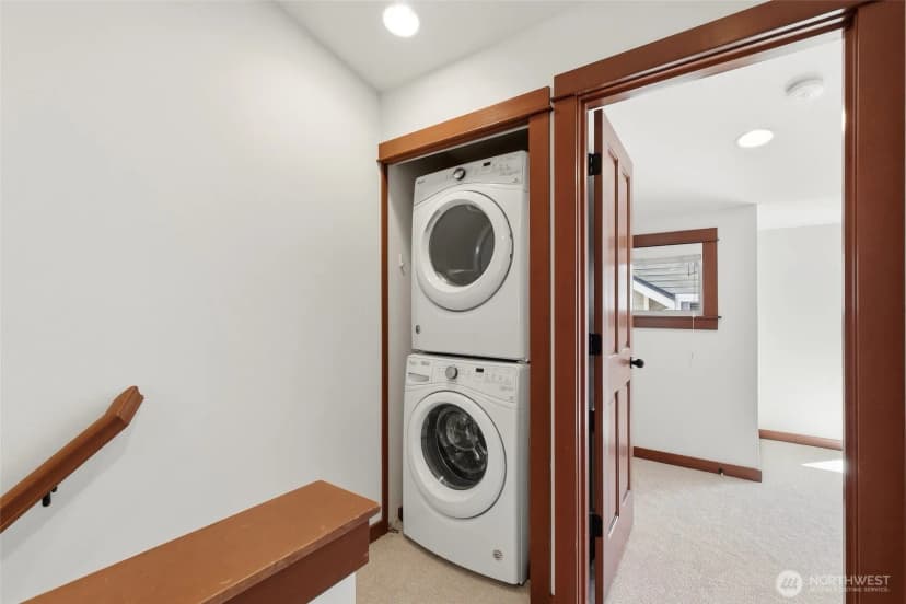 Property photo for 6526 34th Avenue Ne #b, Seattle photo 16