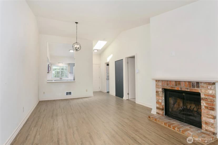 Property photo for 12385 Se 41st Lane #61, Bellevue photo 6