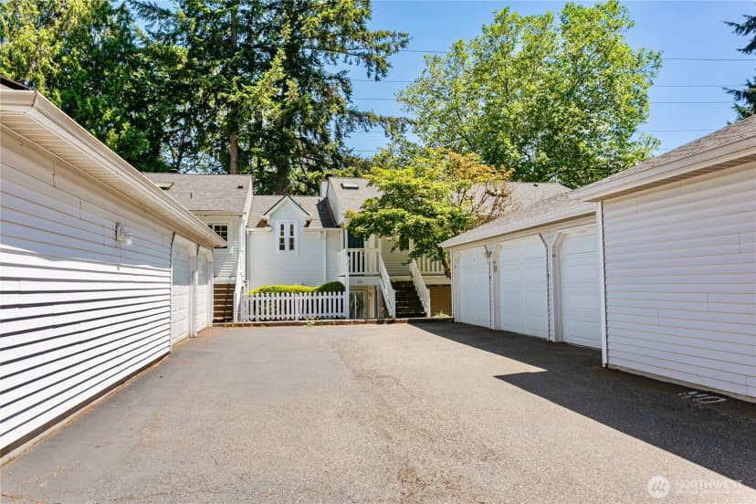 Property photo for 12385 Se 41st Lane #61, Bellevue photo 28