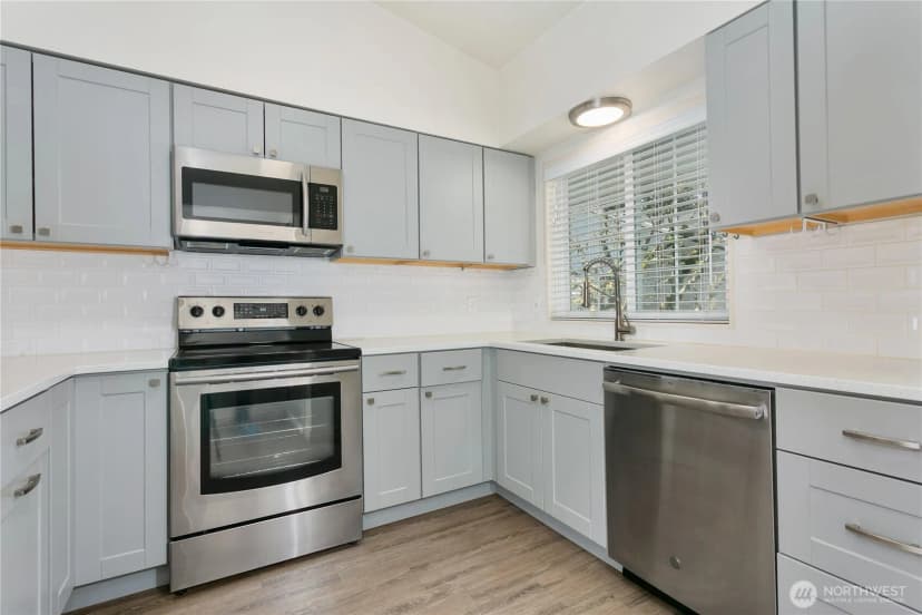 Property photo for 12385 Se 41st Lane #61, Bellevue photo 7