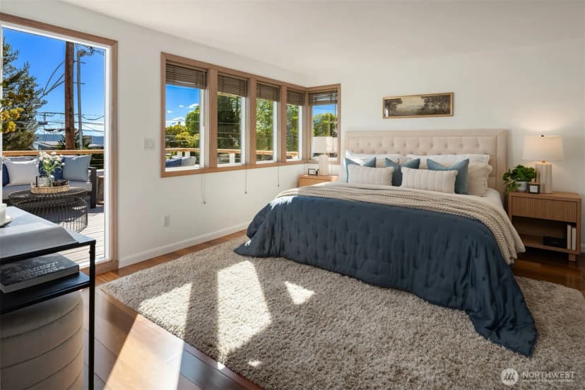 Property photo for 11280 Marine View Drive Sw, Seattle photo 14