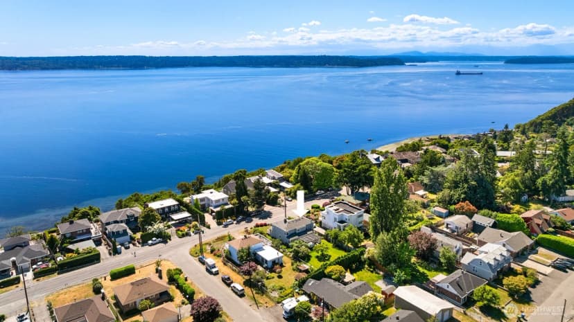 Property photo for 11280 Marine View Drive Sw, Seattle photo 36