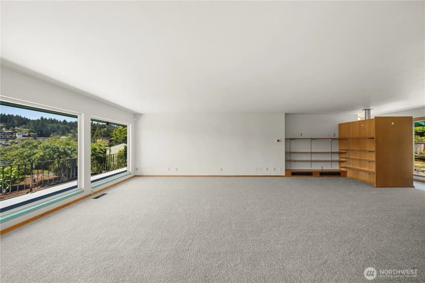 Property photo for 8920 Randall Dr Nw, Gig Harbor photo 8