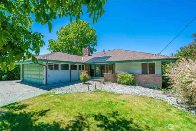 Property photo for 8920 Randall Dr Nw, Gig Harbor photo 4