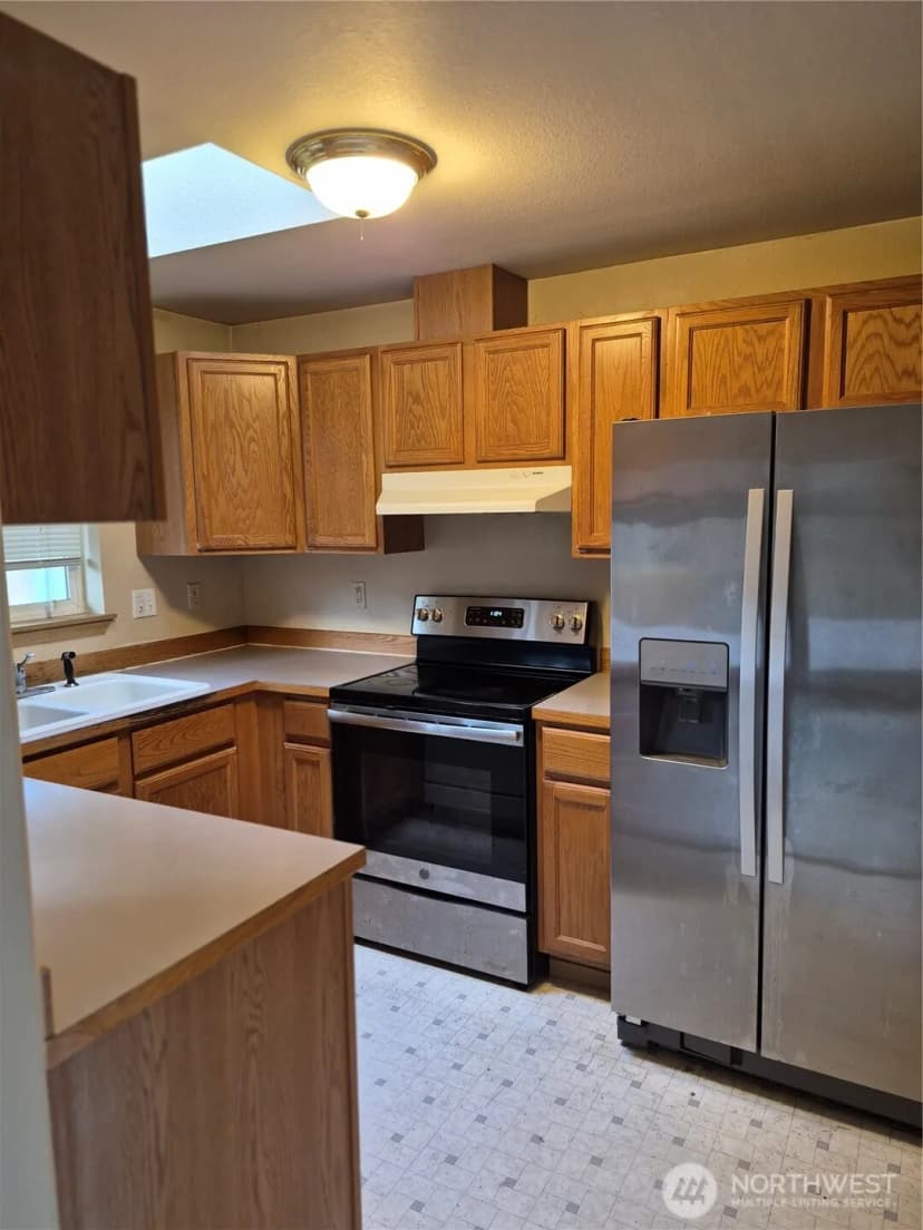 Property photo for 118 99th Court E, Tacoma photo 18