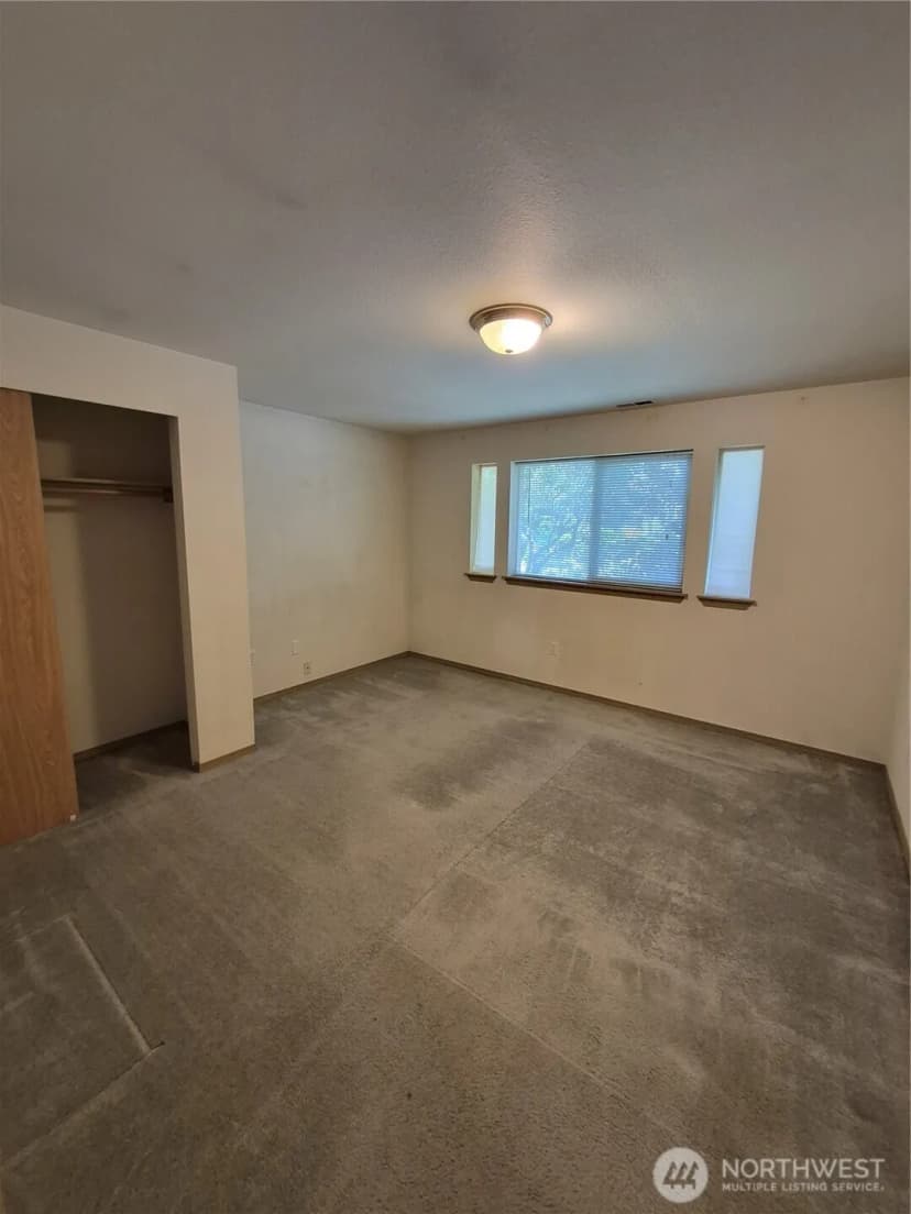 Property photo for 118 99th Court E, Tacoma photo 20