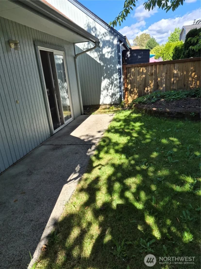 Property photo for 118 99th Court E, Tacoma photo 5