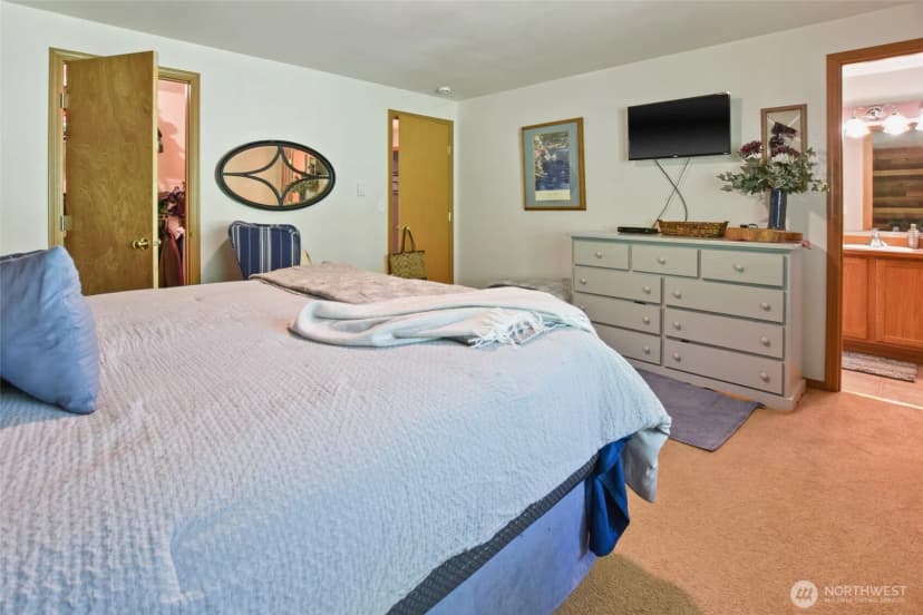Property photo for 140 Se Foxglove Avenue, Shelton photo 17