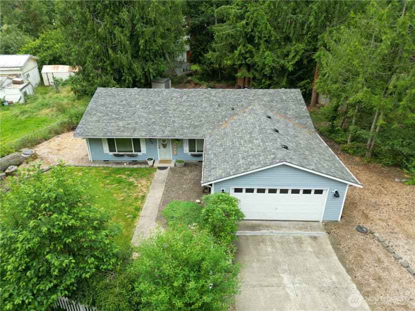 Property photo for 140 Se Foxglove Avenue, Shelton